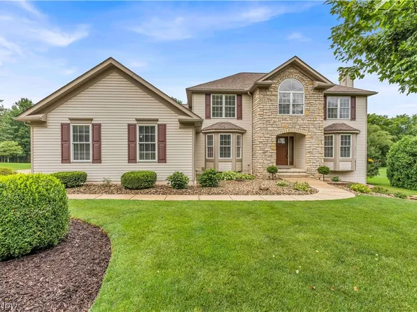 2940 Robert Gary Ct, Medina, OH 44256