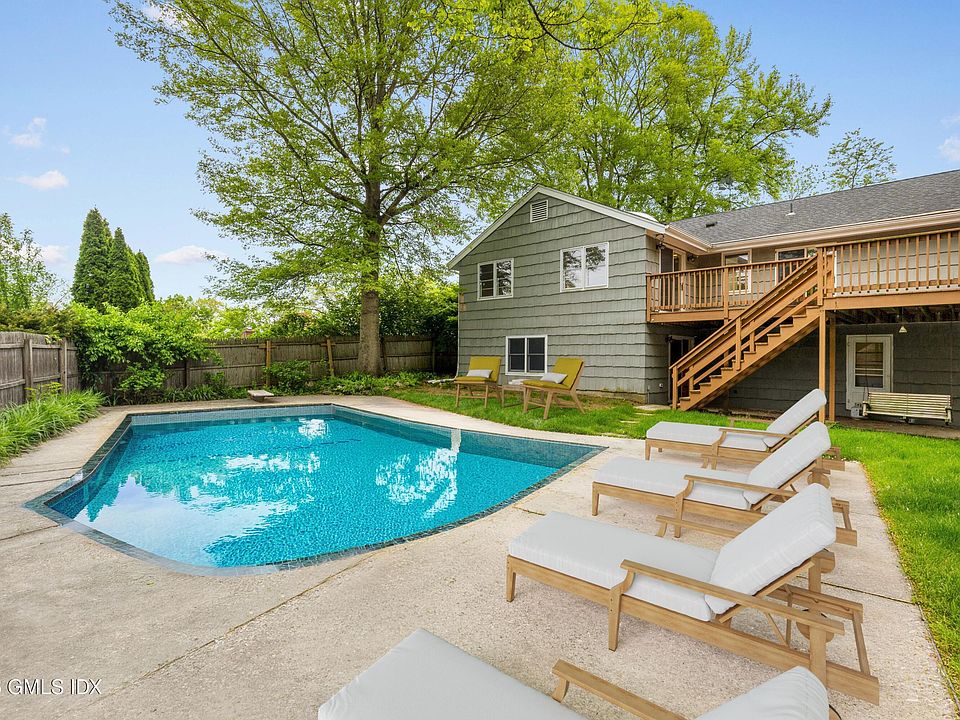 2nd image of 34 Ridge Rd
