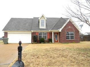 4290 Shadow Glen Dr, Horn Lake, MS 38637