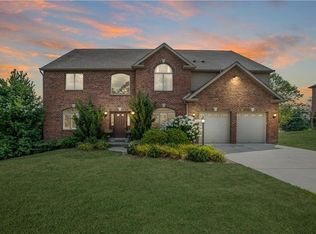 609 Sagewood Dr, Venetia, PA 15367
