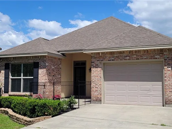 217 Coushatta Cir, Madisonville, LA 70447