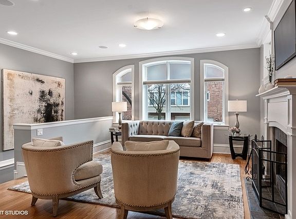4th image of 2712 N Lehmann Ct APT 1S