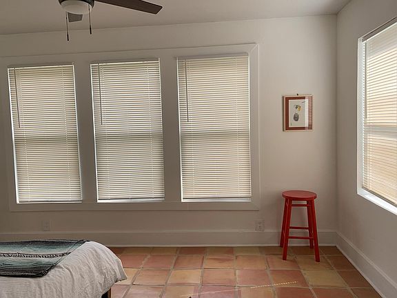 3rd image of 1402 Fulton Ave