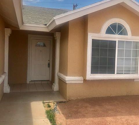 3rd image of 9833 La Morenita Cir