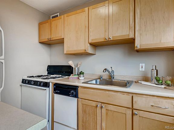5th image of 1196 N Grant St APT 510