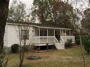 104 Richardson St, Bonneau, SC 29431