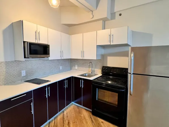 29-28 41st Avenue image 3 of 4