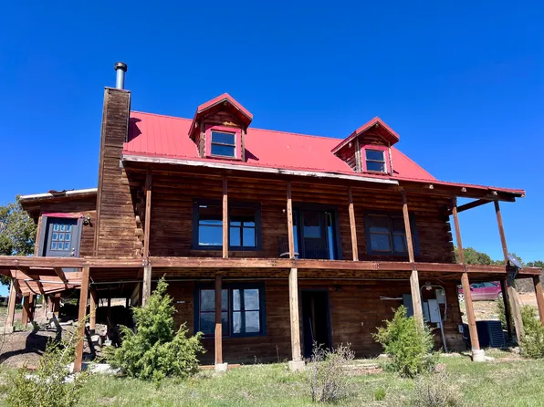 821 Silver Spur Rd, Walsenburg, CO 81089
