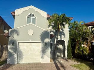 909 NE 41st Ter, Homestead, FL 33033
