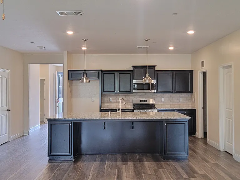 6003 Glen Rose Ave — Photo 6
