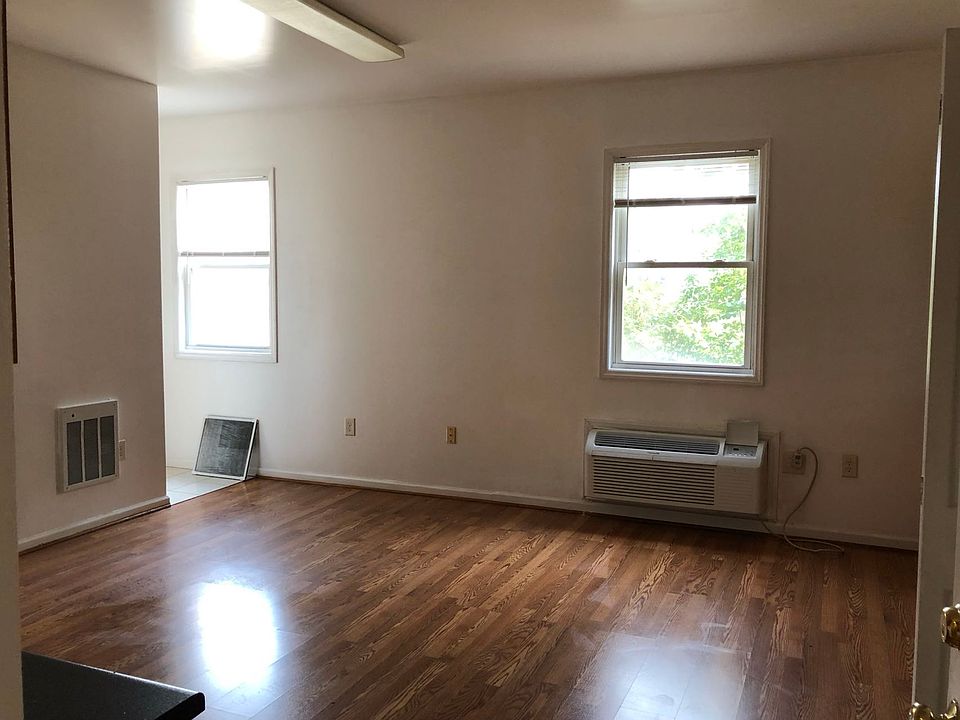 1st image of 115 N Merritt Mill Rd #306
