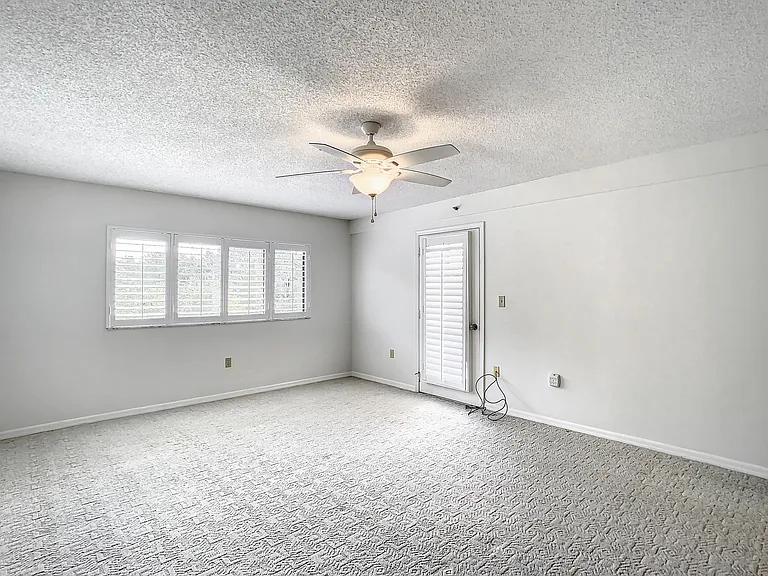 1158 Carmel Cir #430 — Photo 11