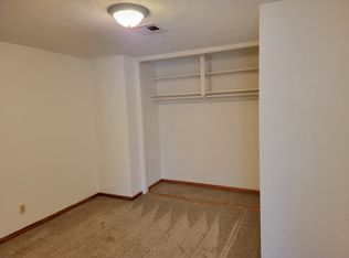 10 W Avenue A APT 3, Hutchinson, KS 67501