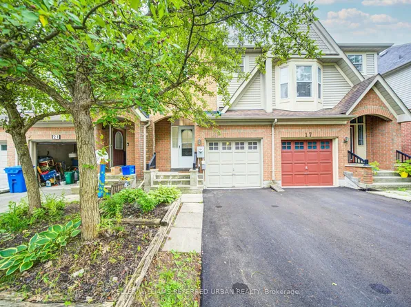 19 Evelyn Buck Ln, Aurora, ON L4G 7H9