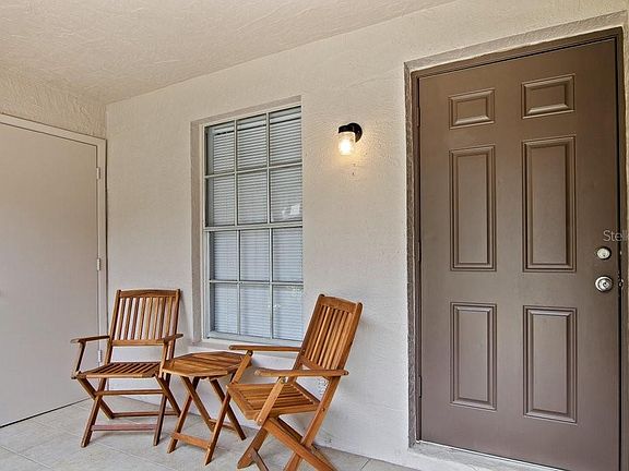3rd image of 2981 Bonaventure Cir APT 101