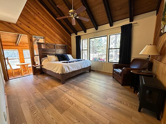 Large master bedroom (king bed) with AZ sunroom attached