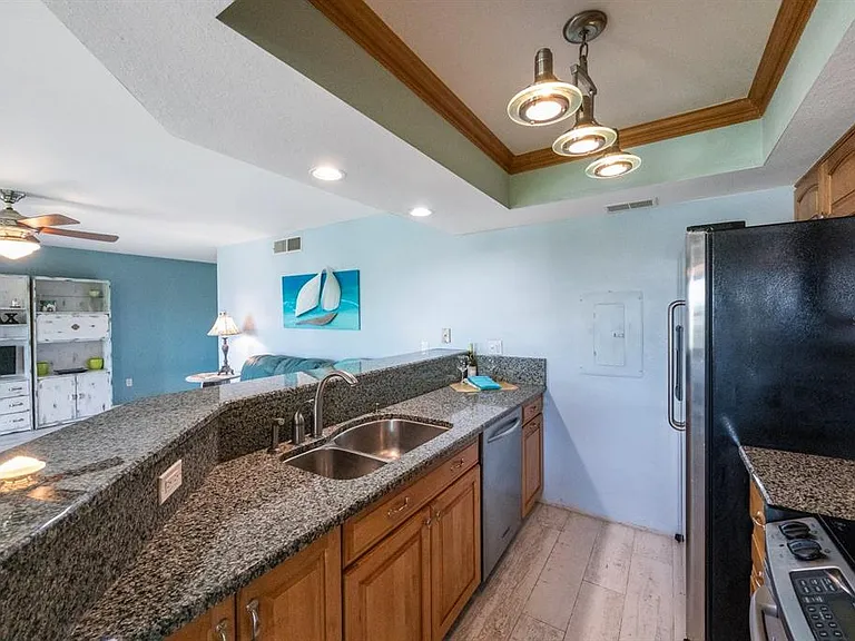 1125 Pinellas Bayway S #305 — Photo 15