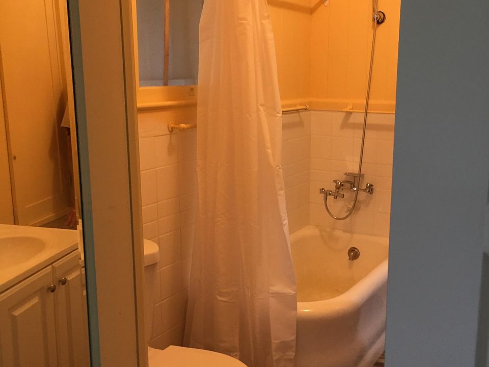 2nd image of 104 Alae St #A