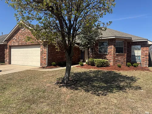 505 SW 164th Ter Photo 1