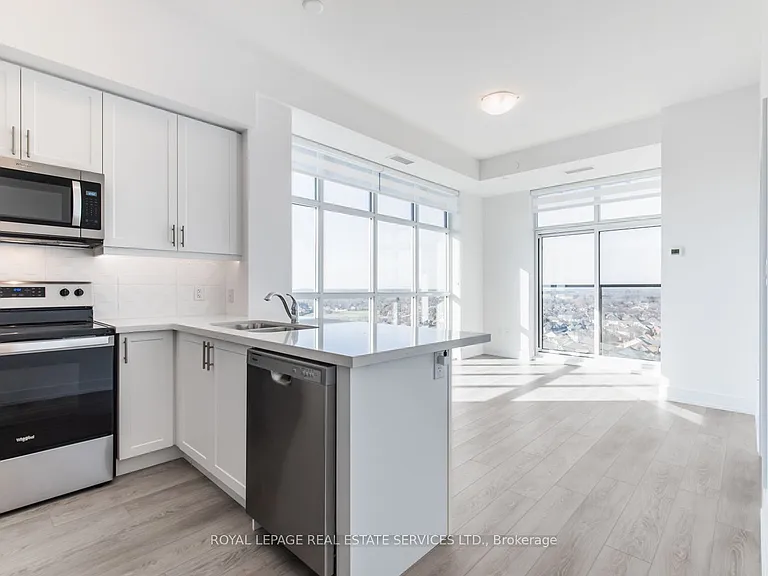 460 Dundas St E #1202 — Photo 7