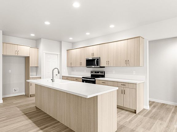 6th image of this home
