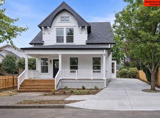 3818 SE Morrison St, Portland, OR