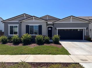 1535 Blossom Way, Dixon, CA 95620