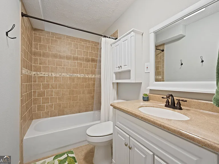 5870 Shadewater Dr — Photo 21