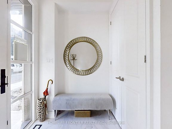 4th image of 40 Chiara Rose Ln