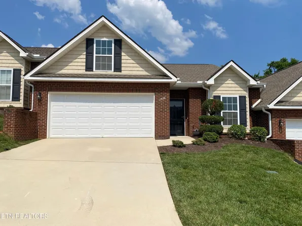 1426 Remington Grove Ln, Knoxville, TN 37909