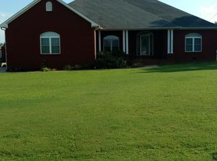 74 Magnolia Ln, Rogersville, AL 35652