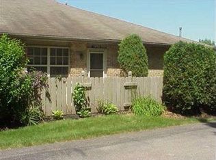 2924 Shakespeare Ln, Avon, OH 44011