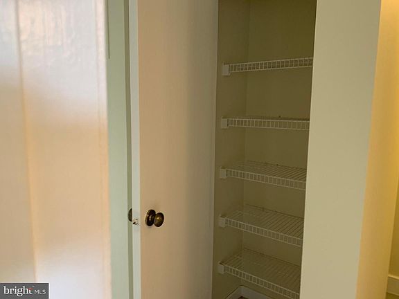 5th image of 11315 Kettering Cir