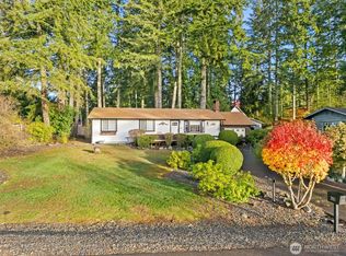 350 E Mountain View Drive, Allyn, WA 98524