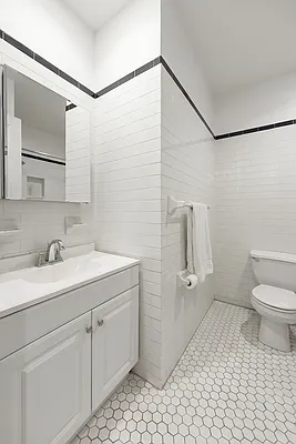 Bathroom, photo 1