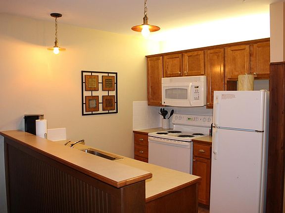 4th image of 226 Alleghey Spgs