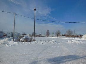 2nd image of 293 S Green Bay Rd