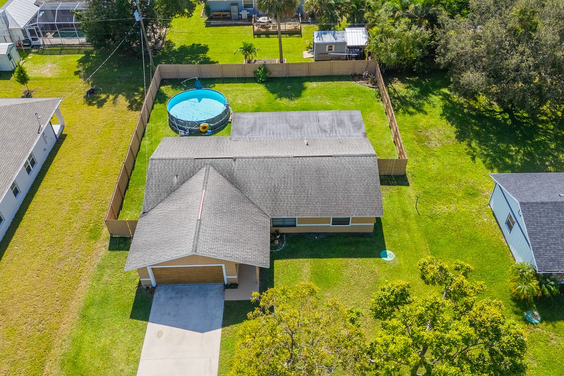 next background image