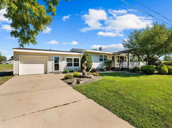 2707 56th Ave W, Milan, IL 61264