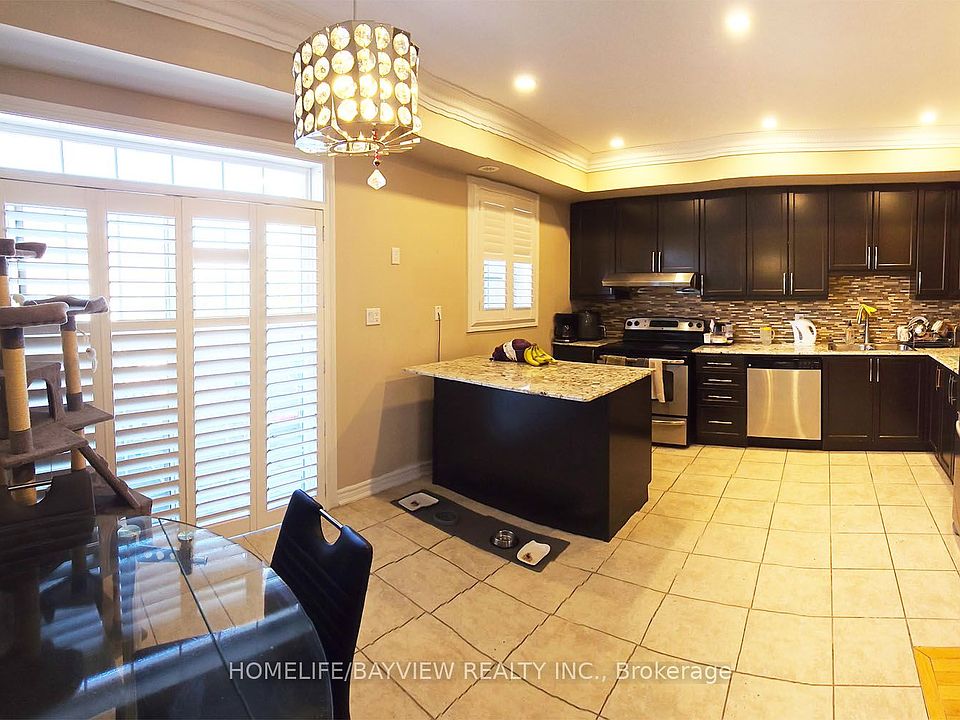 2nd image of 9 Ruskov Ln