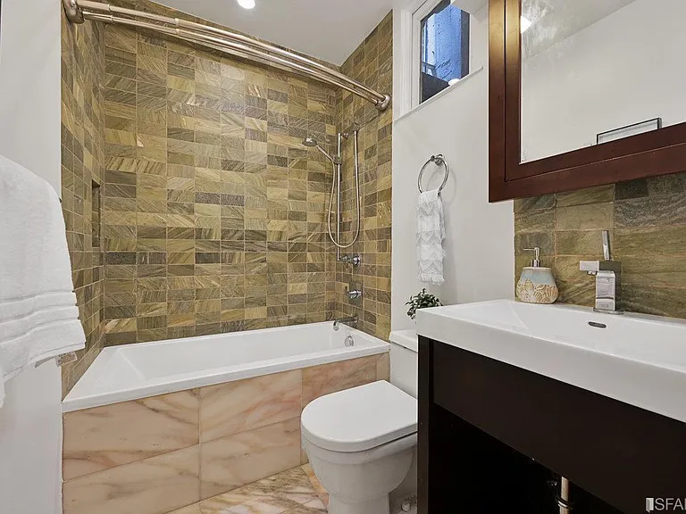 637 Powell St #102 — Photo 15