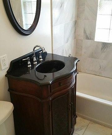 2nd image of 854 Hinman Ave #2