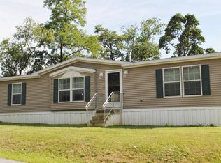 2 Center Dr, Nottingham, PA 19362