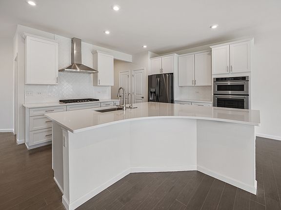 5th image of 470 Watercress Dr