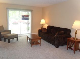 3506 Lodge Ln APT 128, Louisville, KY 40218