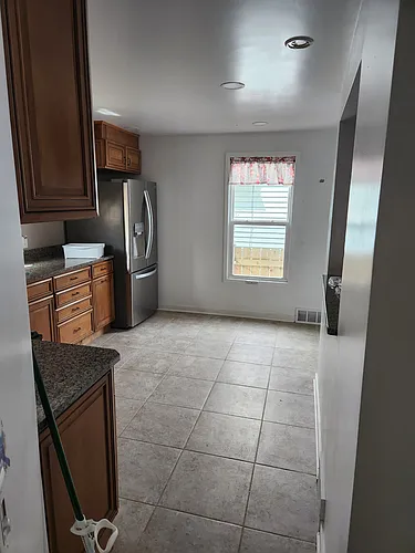715 13th St Photo 1