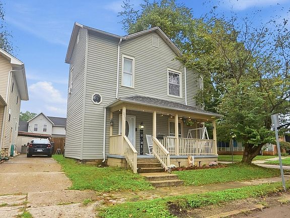 3rd image of 290 Robbins Dr