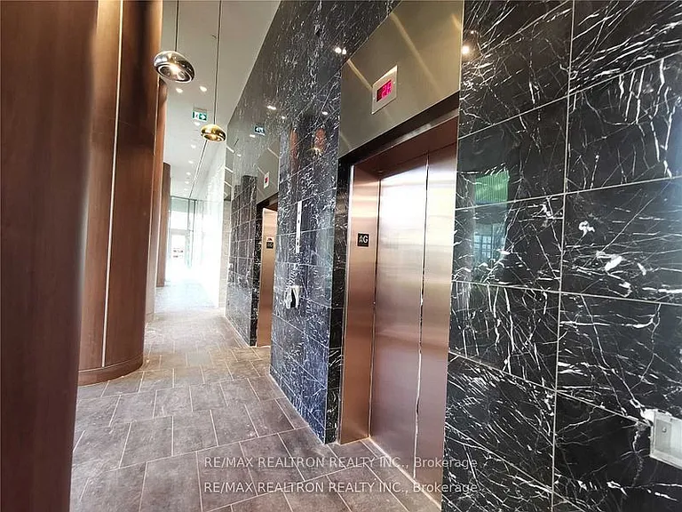 115 McMahon Dr #1106 — Photo 3