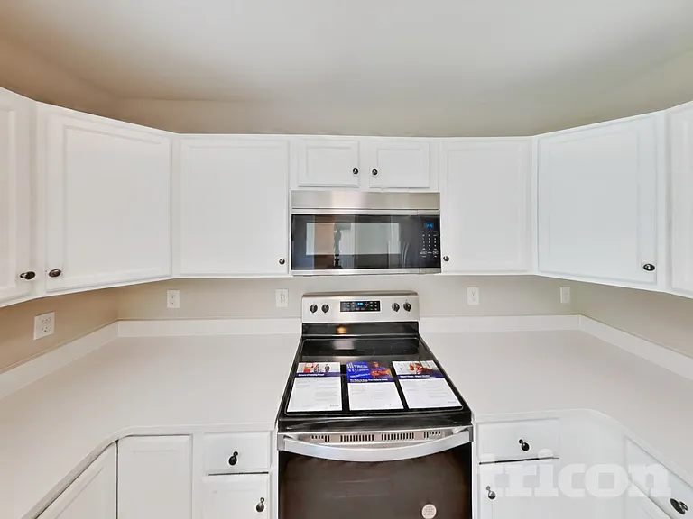 1145 Langston Dr — Photo 9