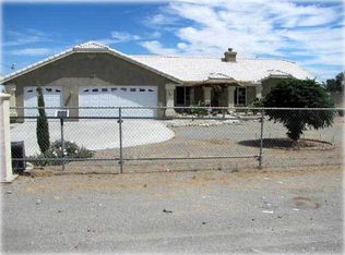 4338 Begonia Rd, Phelan, CA 92371